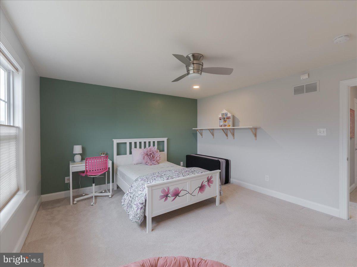 BRIGHT GLADE FARMS - Residential