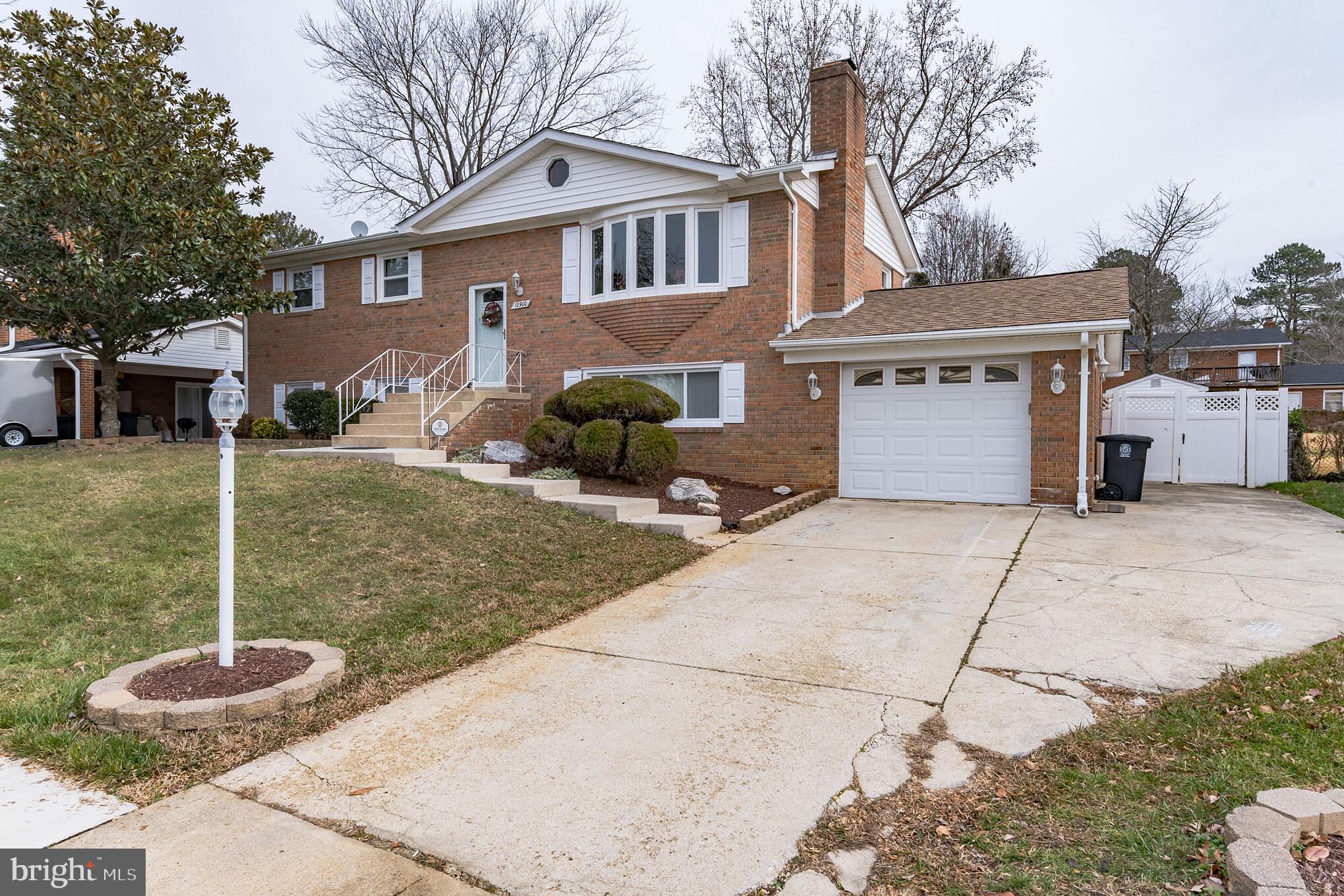 PYLES & WELCHES - Residential