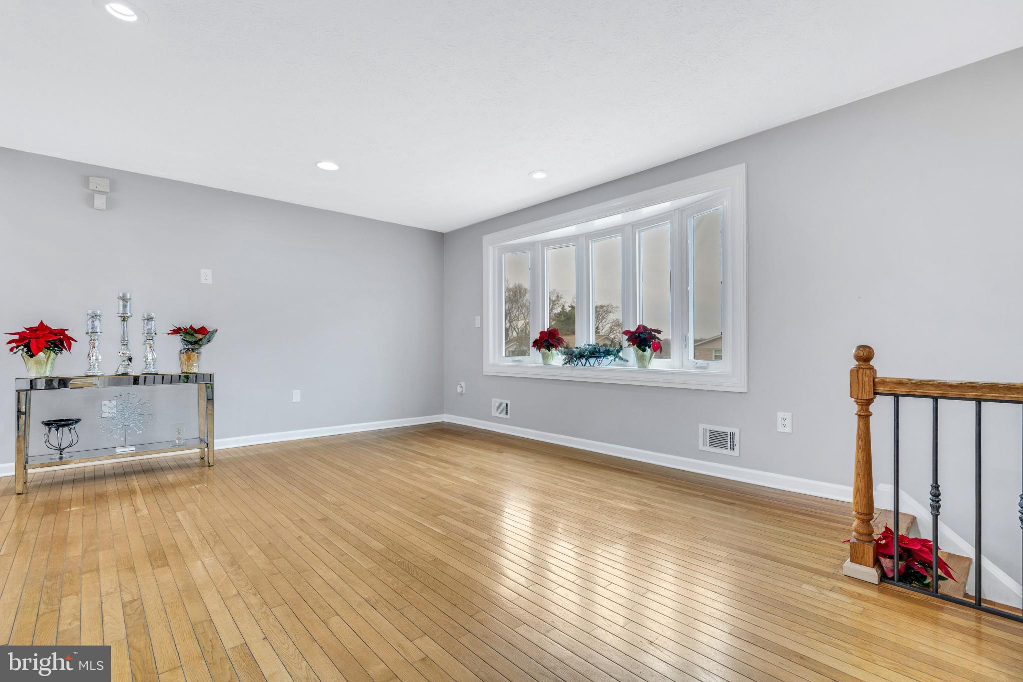 PYLES & WELCHES - Residential