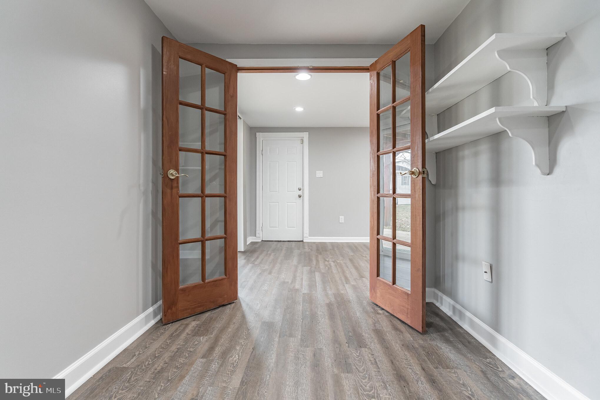 PYLES & WELCHES - Residential