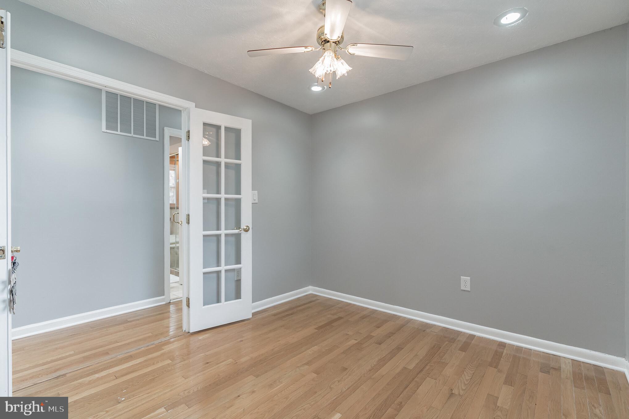 PYLES & WELCHES - Residential