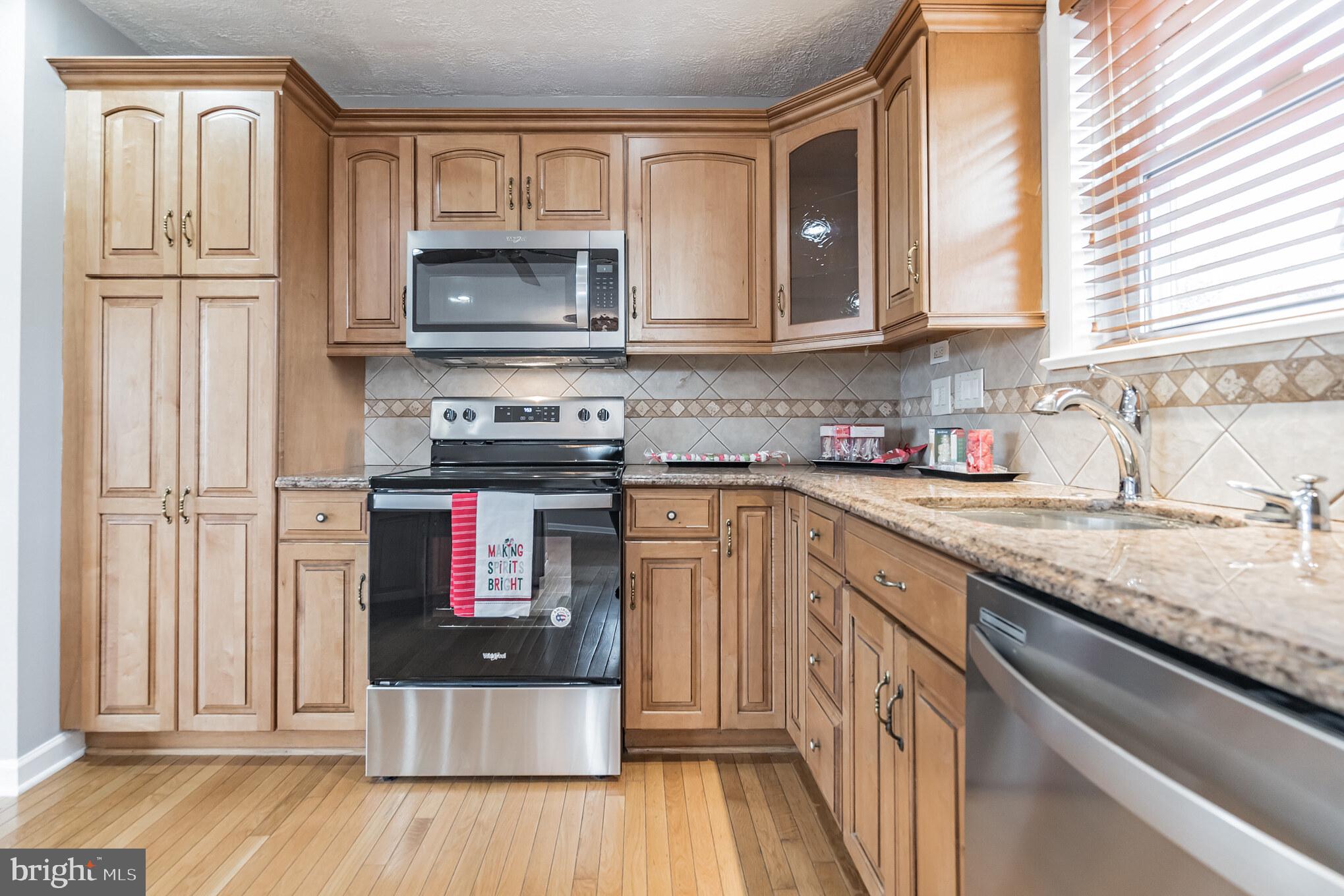 PYLES & WELCHES - Residential