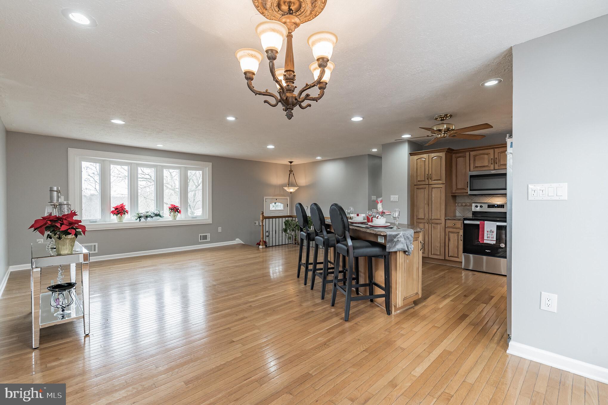 PYLES & WELCHES - Residential