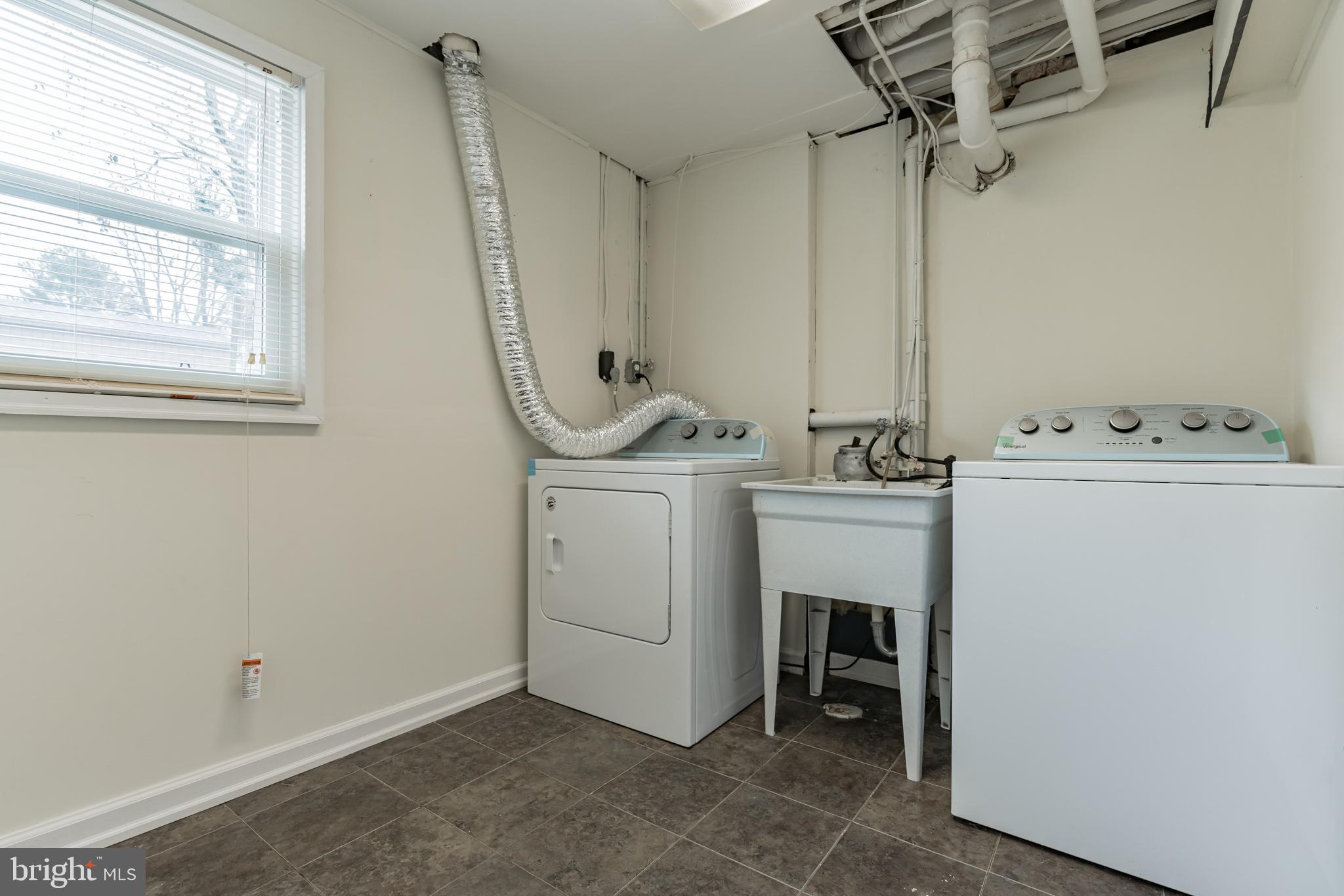 PYLES & WELCHES - Residential