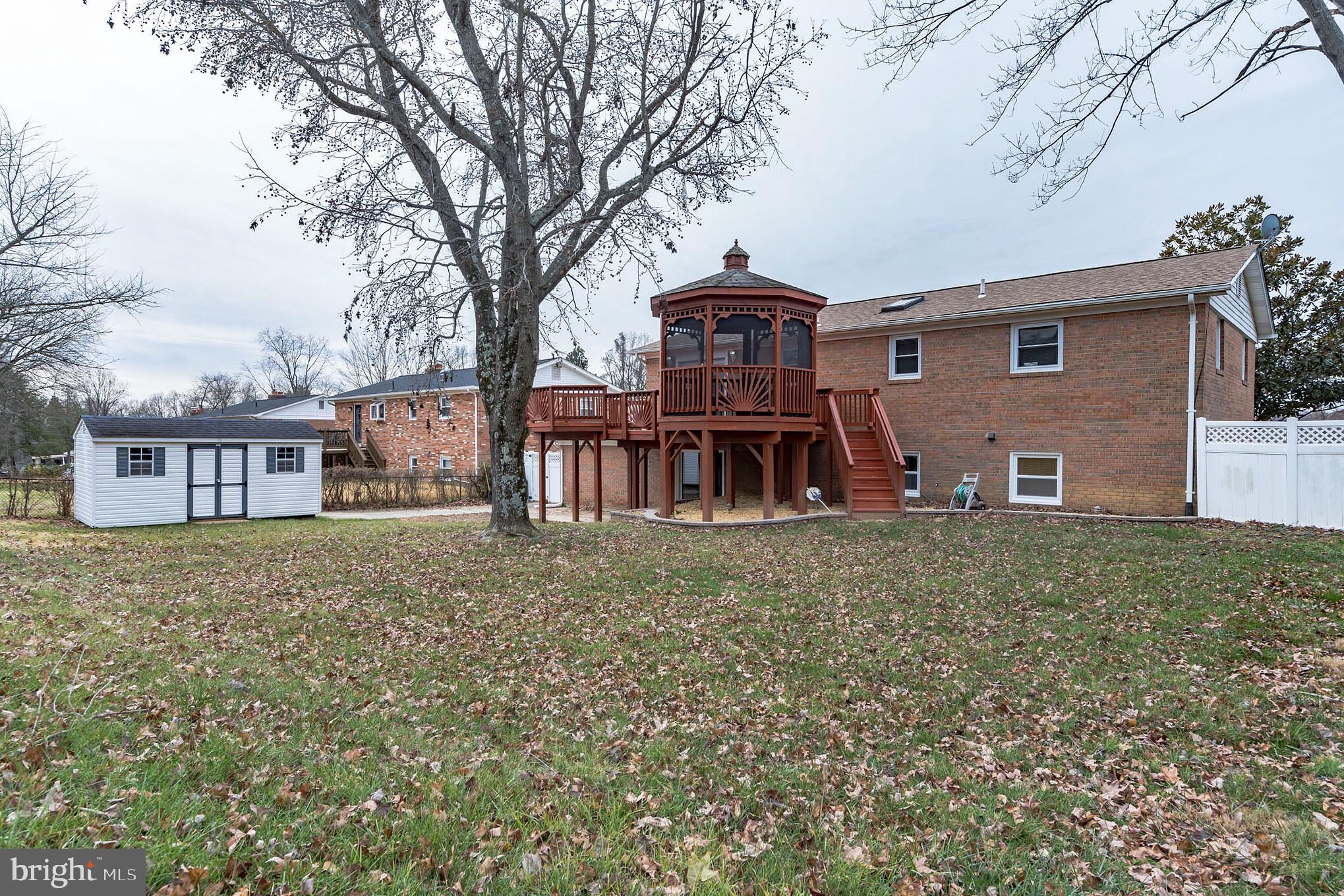 PYLES & WELCHES - Residential