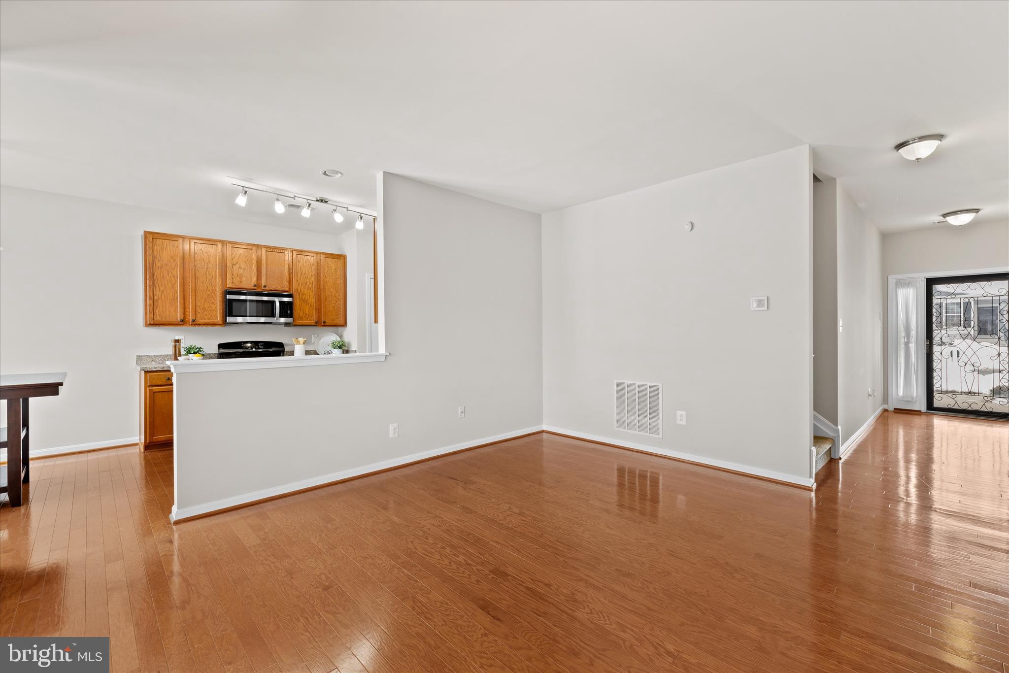 268 N RED HAVEN LANE