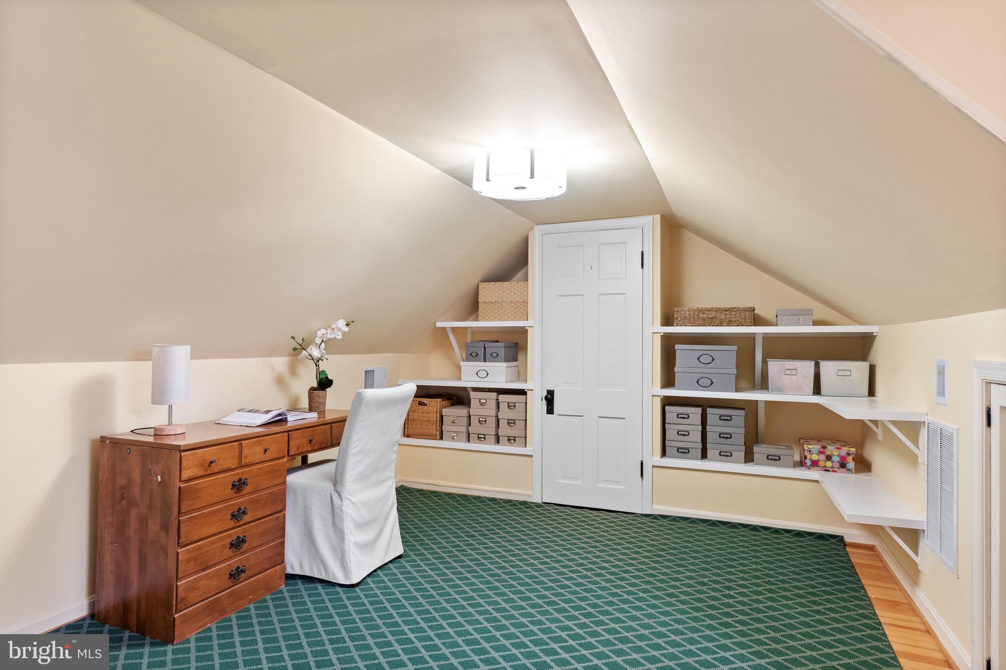 CHEVY CHASE VILLAGE - Residential