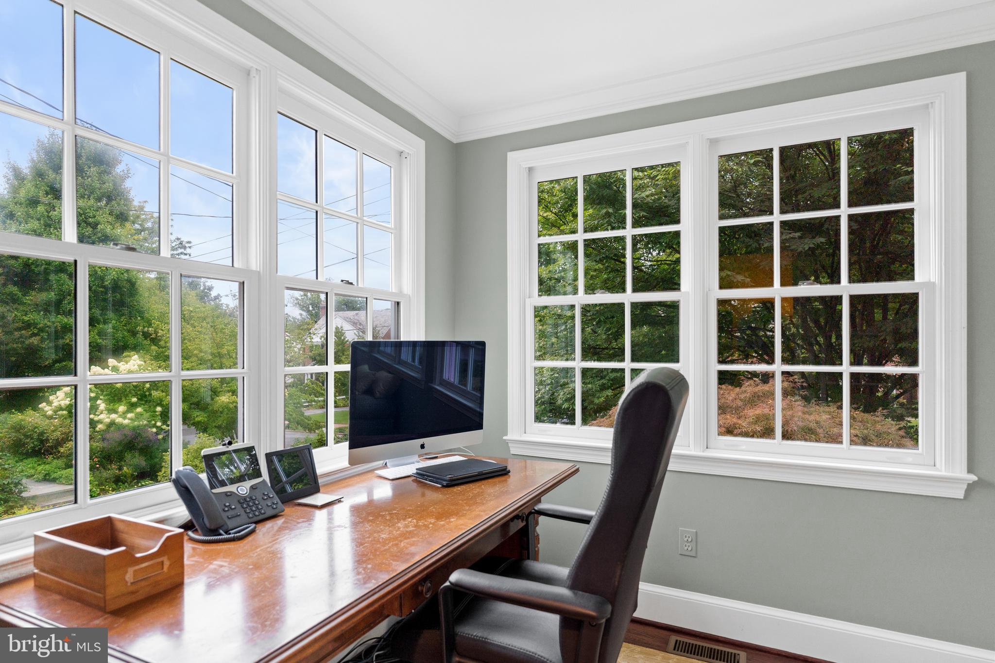 CHEVY CHASE VILLAGE - Residential