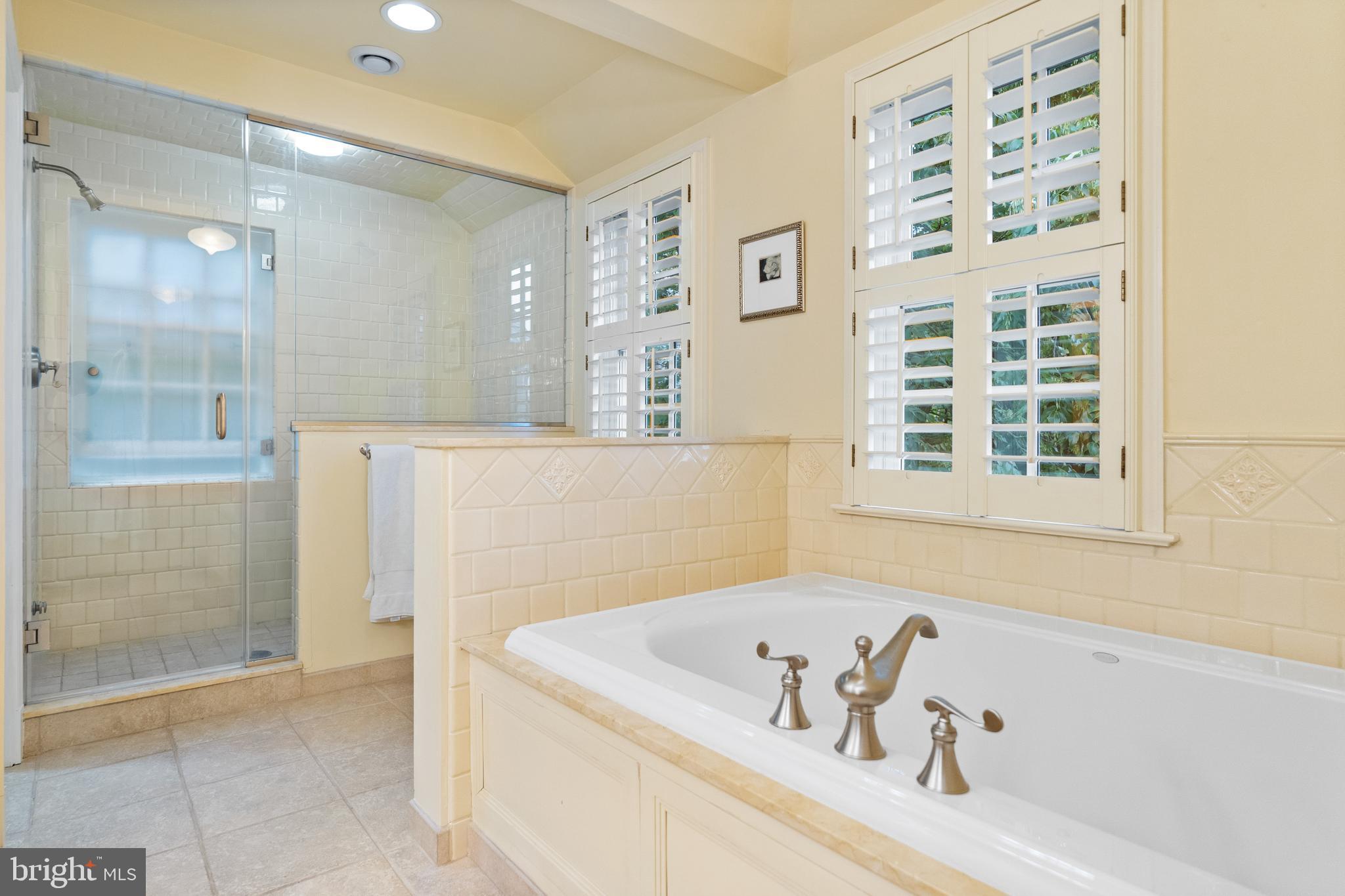 CHEVY CHASE VILLAGE - Residential