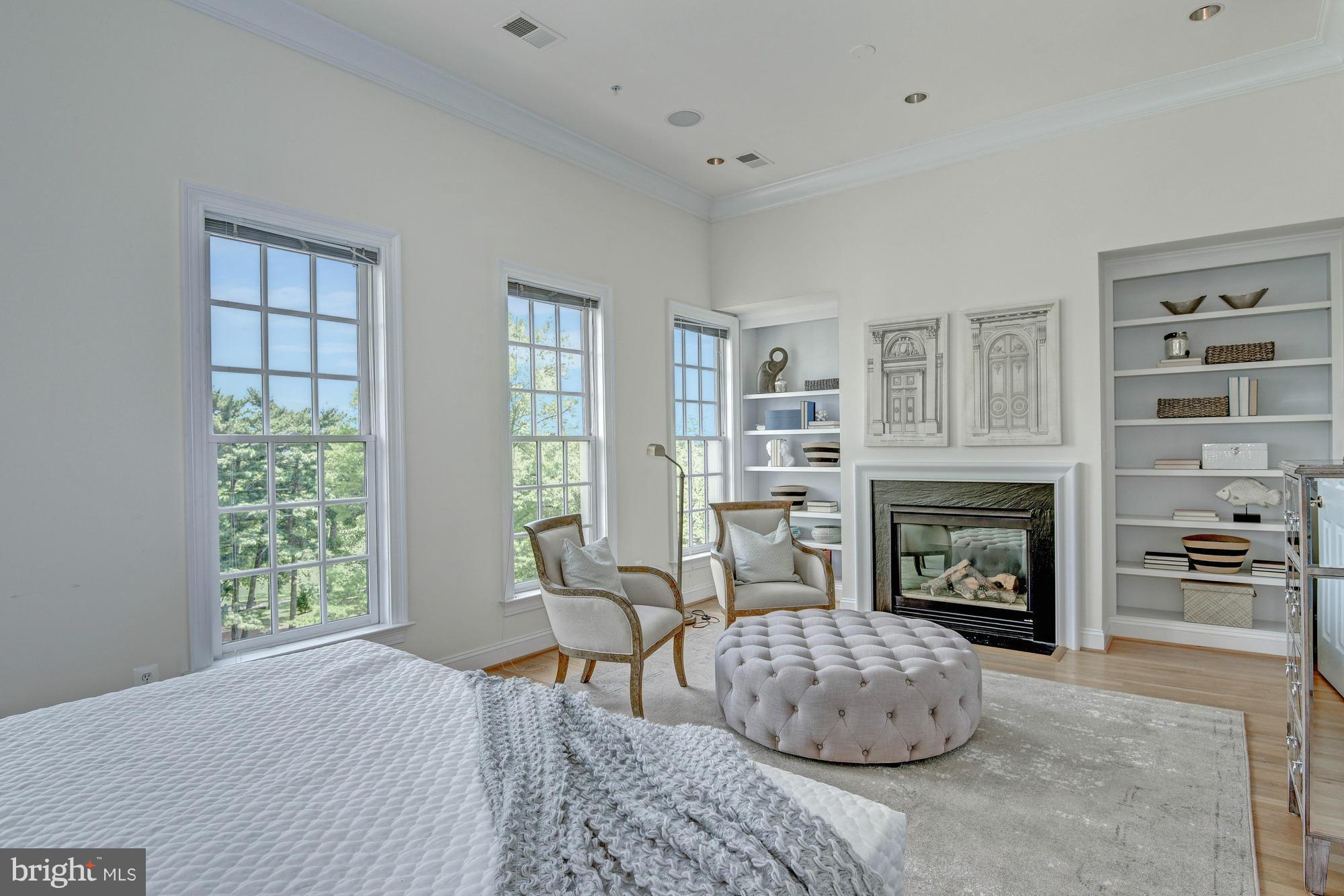 MONROE - Residential