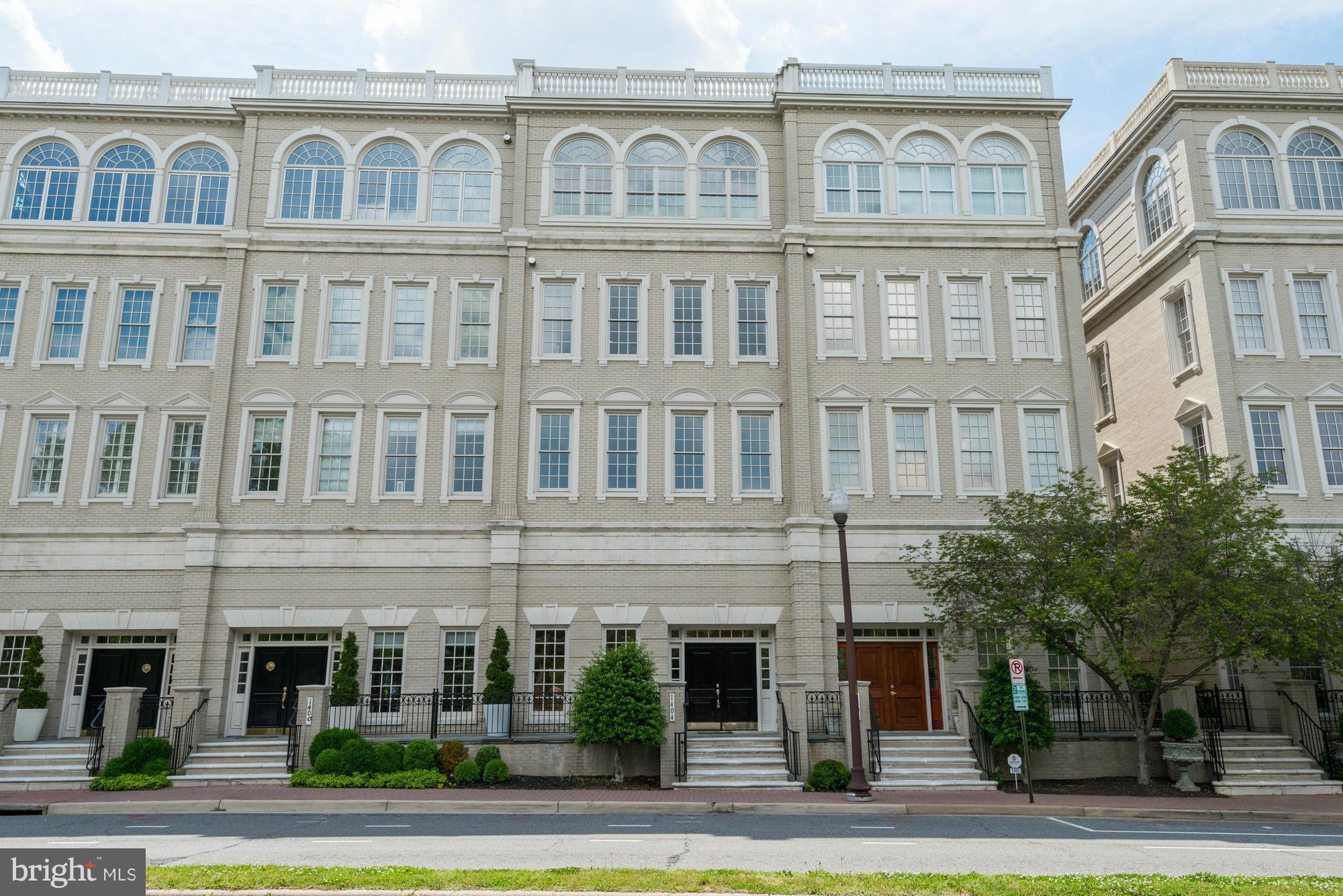 MONROE - Residential