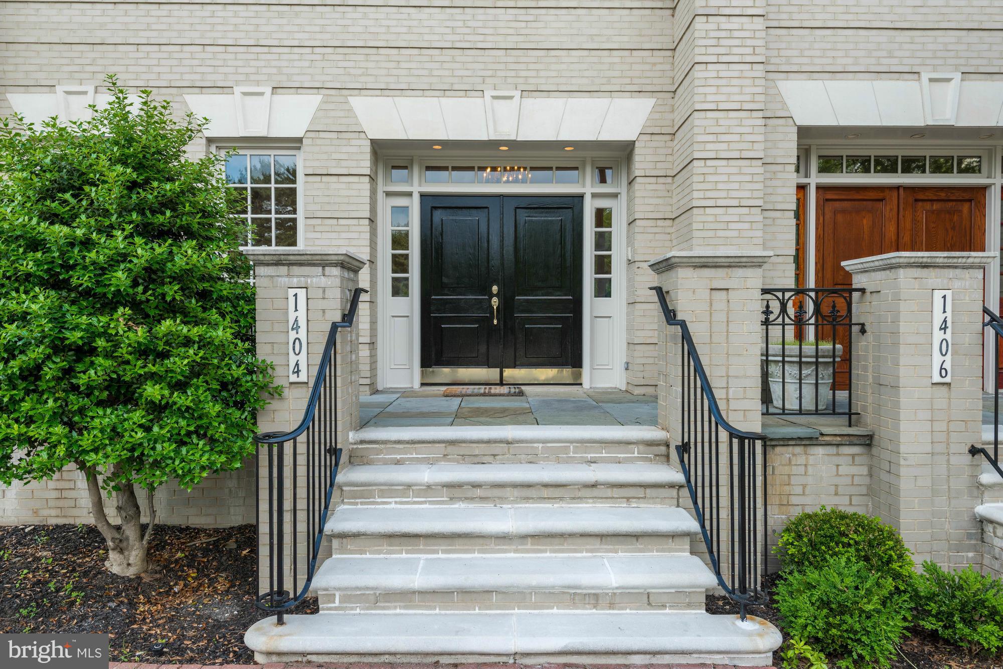 MONROE - Residential