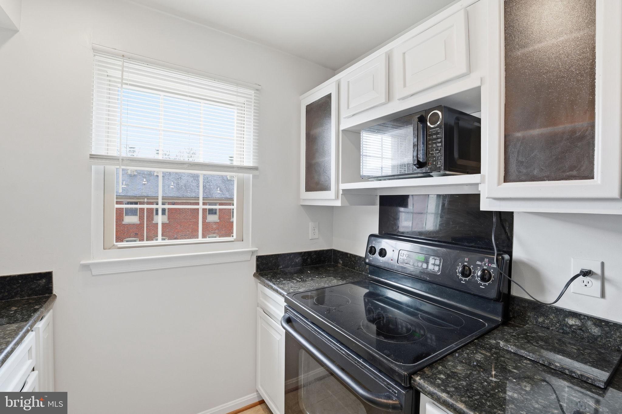 HARBOR TERRACE - Residential