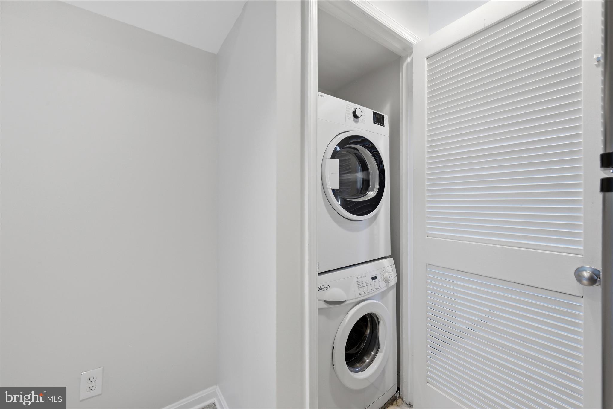 HARBOR TERRACE - Residential