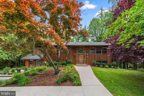 Photo of 25 Cascade Road, ARNOLD, MD 21012 (MLS # MDAA2148216)