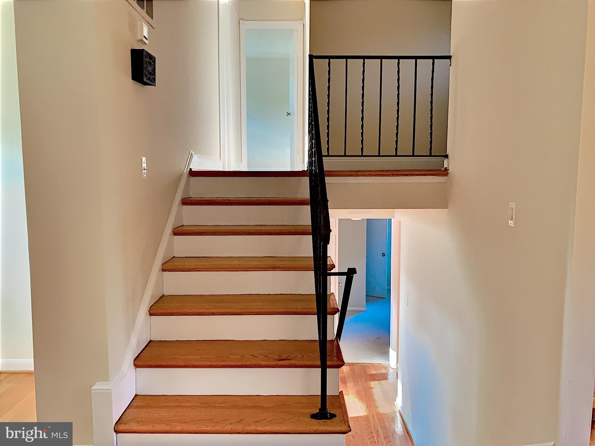 BROYHILL LANGLEY ESTATES - Residential Lease