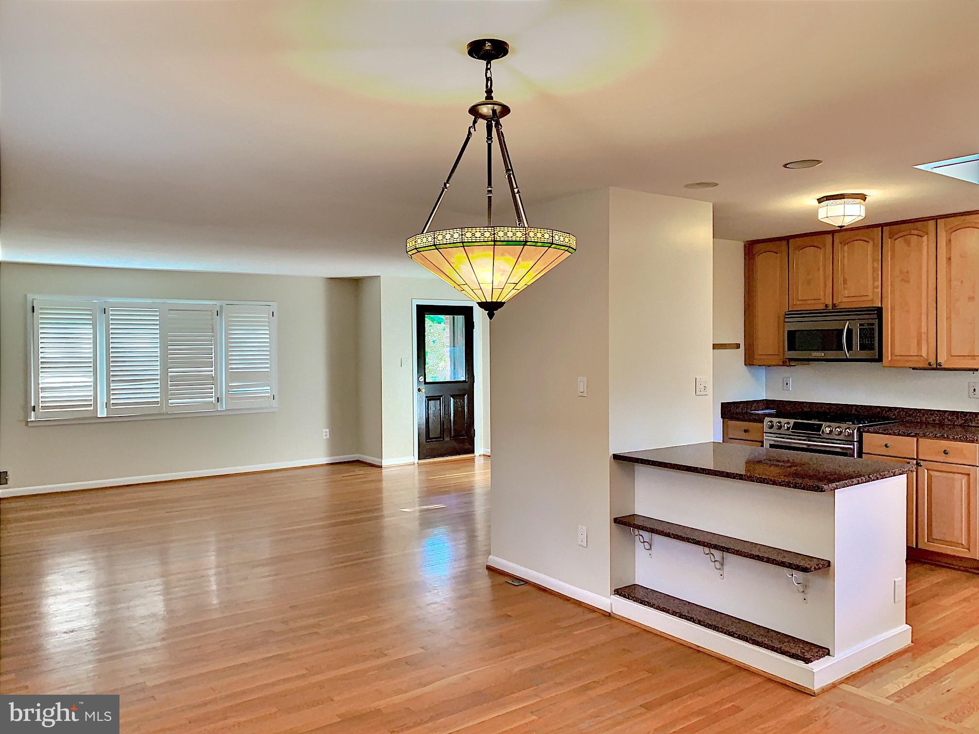 BROYHILL LANGLEY ESTATES - Residential Lease