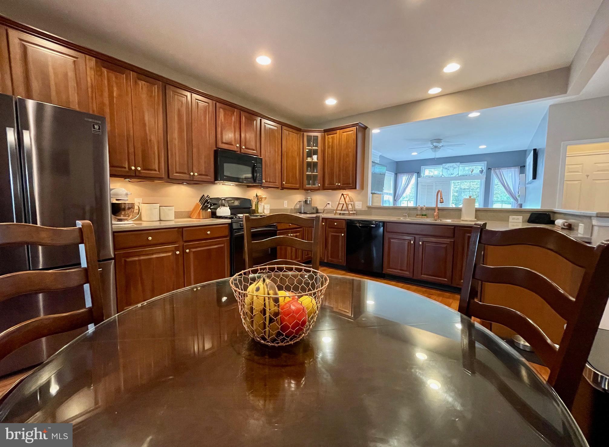 BEDMINSTER SQUARE - Residential Lease