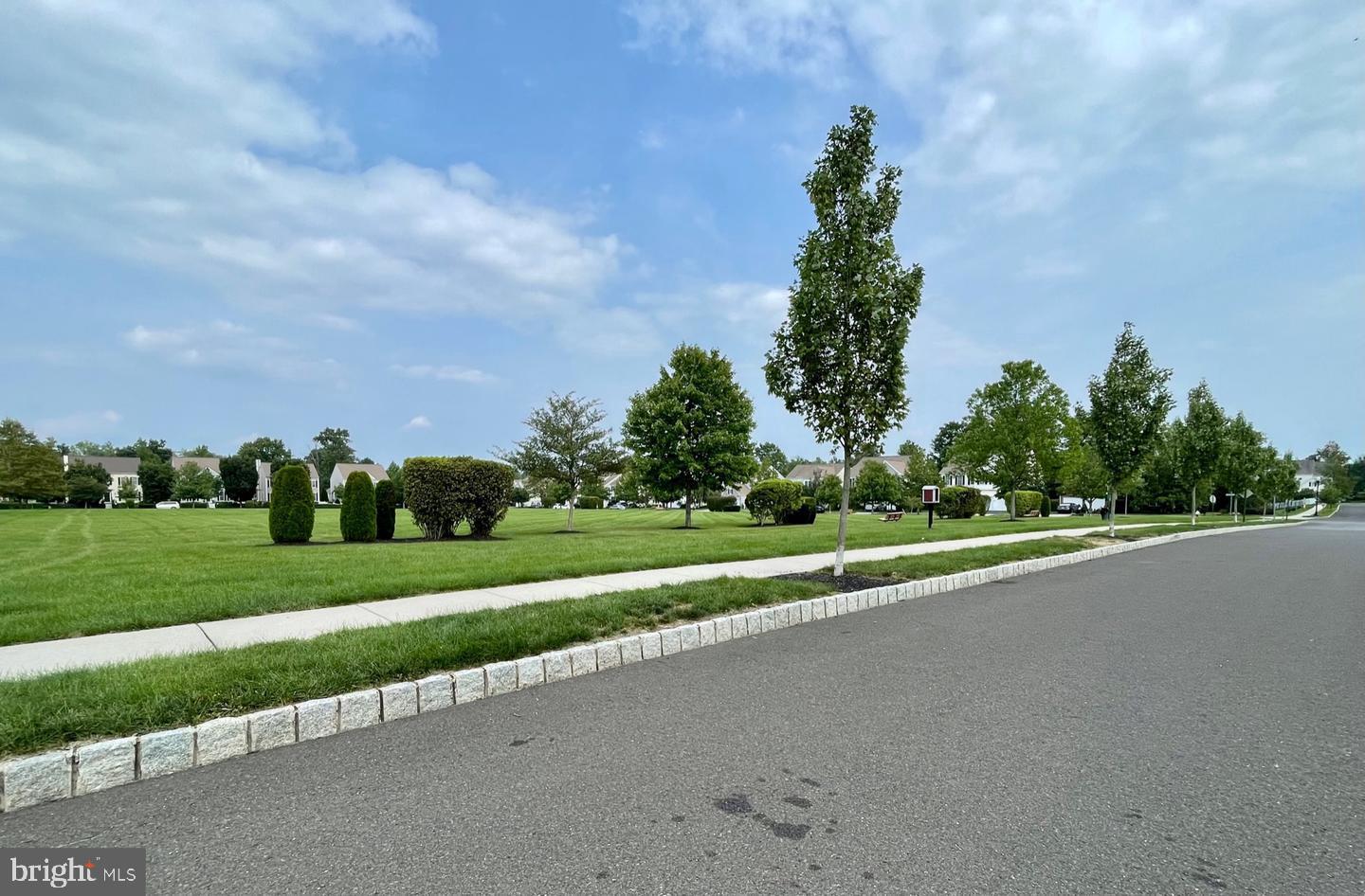 BEDMINSTER SQUARE - Residential Lease