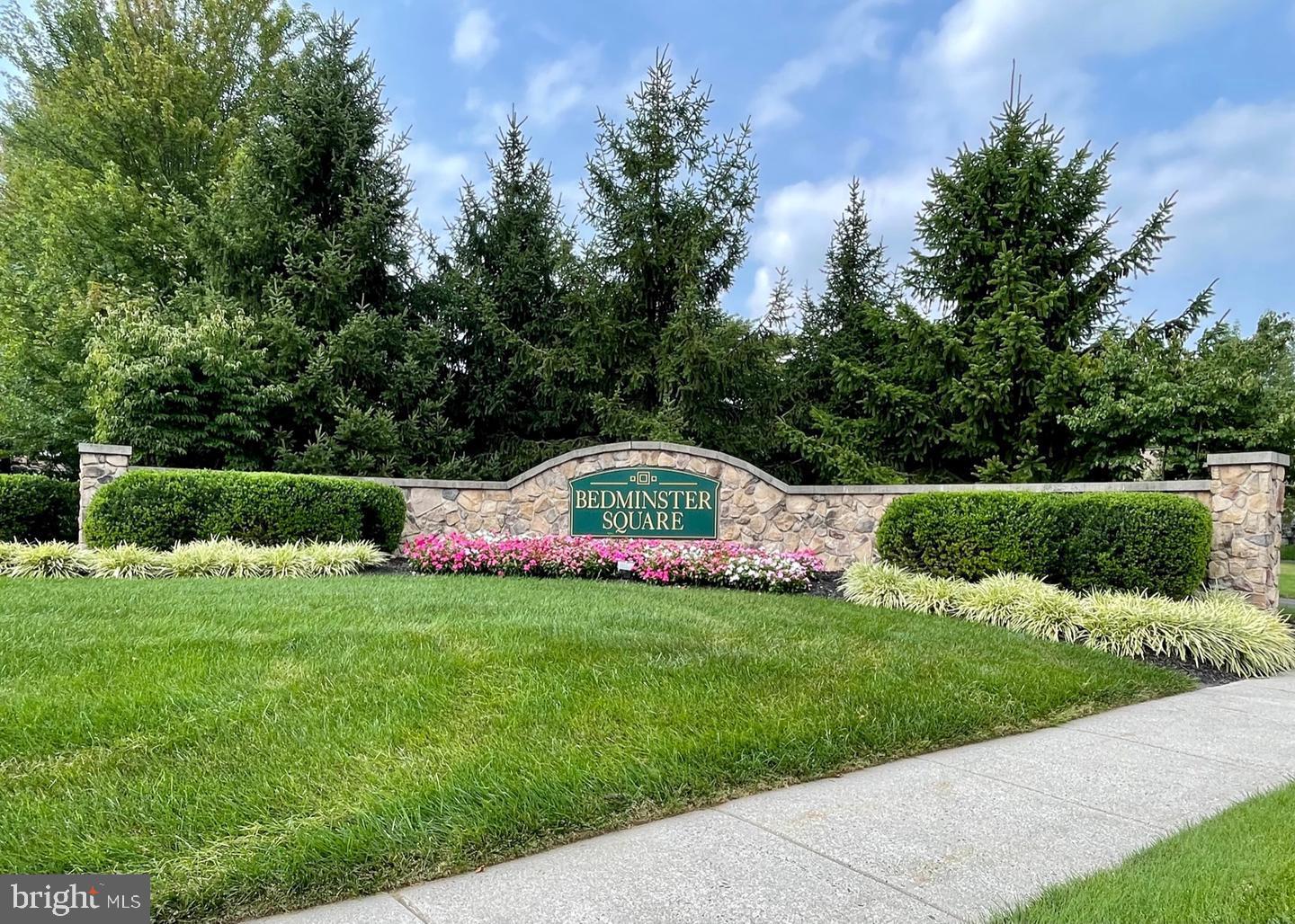 BEDMINSTER SQUARE - Residential Lease