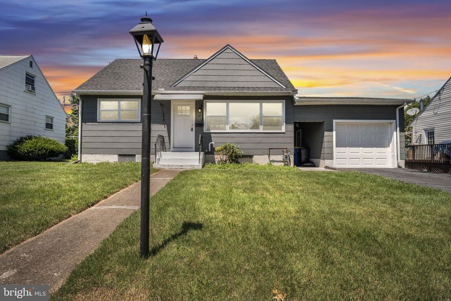 Come and See this Move-In Ready and Well-Maintained 4 Bedroom, 2 Bath Home in the Oak Hills neighborhood of Middletown. With attractive, low maintenance LVP on the first floor and new carpet on the 2nd floor, this home is ready for its new owner. Central A/C and Natural Gas heat provide efficiency, and comfort, year round! With easy access to 283, 83 and 76 the convenience of the location cannot be beat! Add all this to the close proximity of Penn State Harrisburg, Harrisburg International Airport, Hershey Med Center and many Logistics centers, and your daily commute will be an easy one.
Complete the package with a large backyard space for enjoyment and relaxation, and the abundance of storage options in the detached garage and basement - what more do you need?
Don't miss out on this opportunity, Schedule your private showing today!