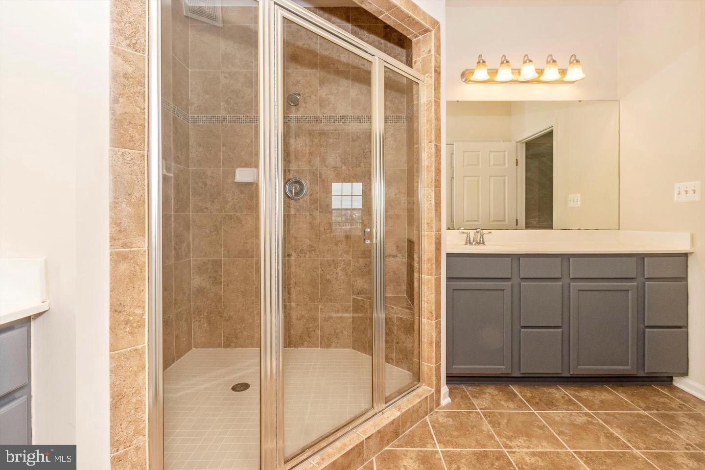 906 HALL STATION DRIVE 202