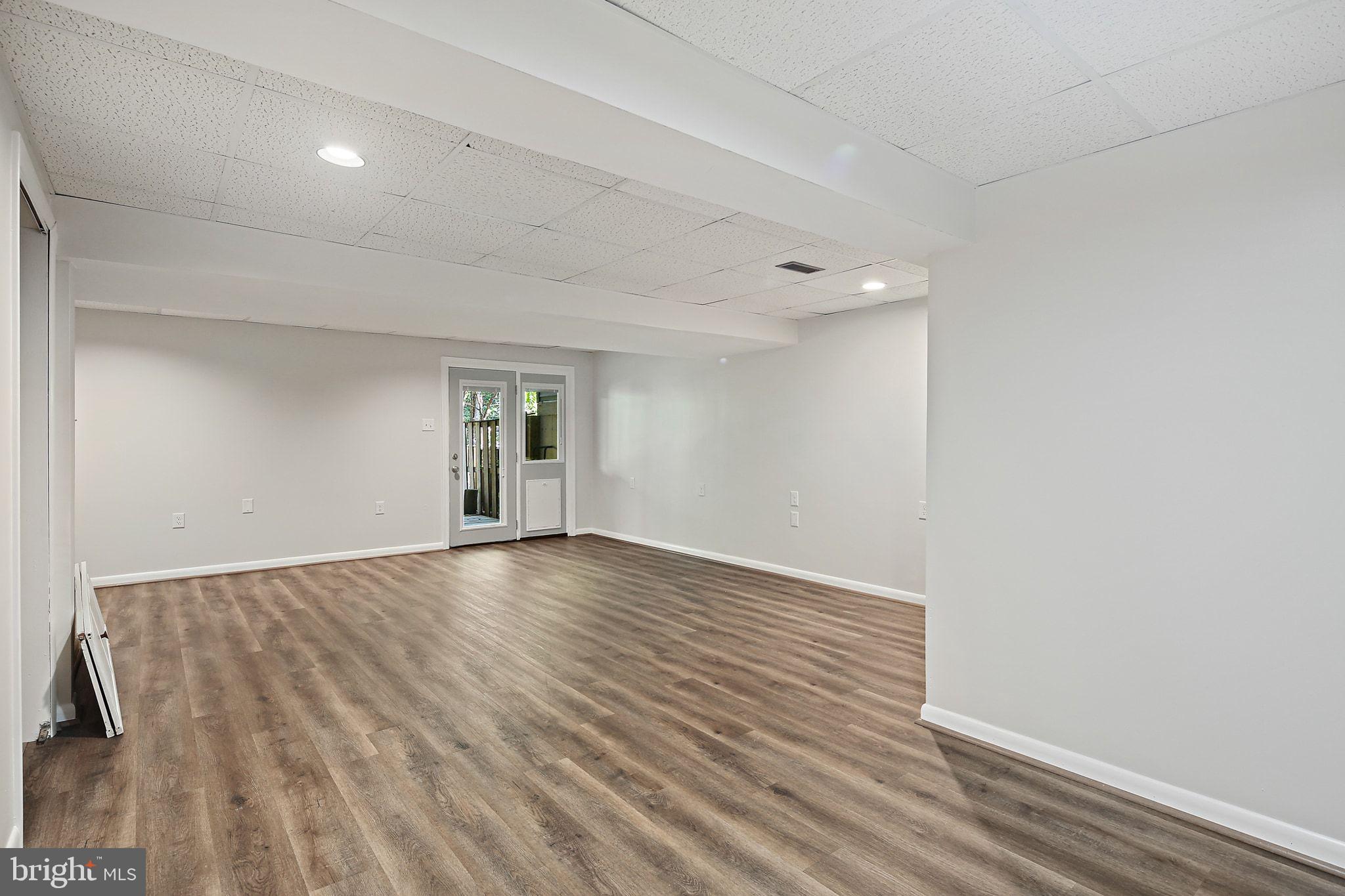 ASHFORD - Residential Lease