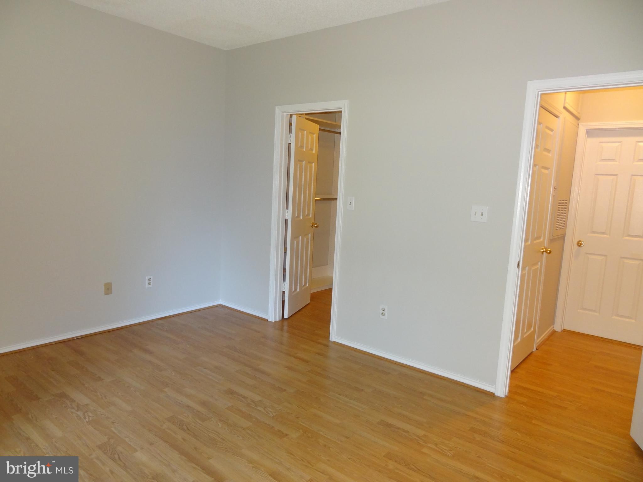 STONECROFT CONDO - Residential