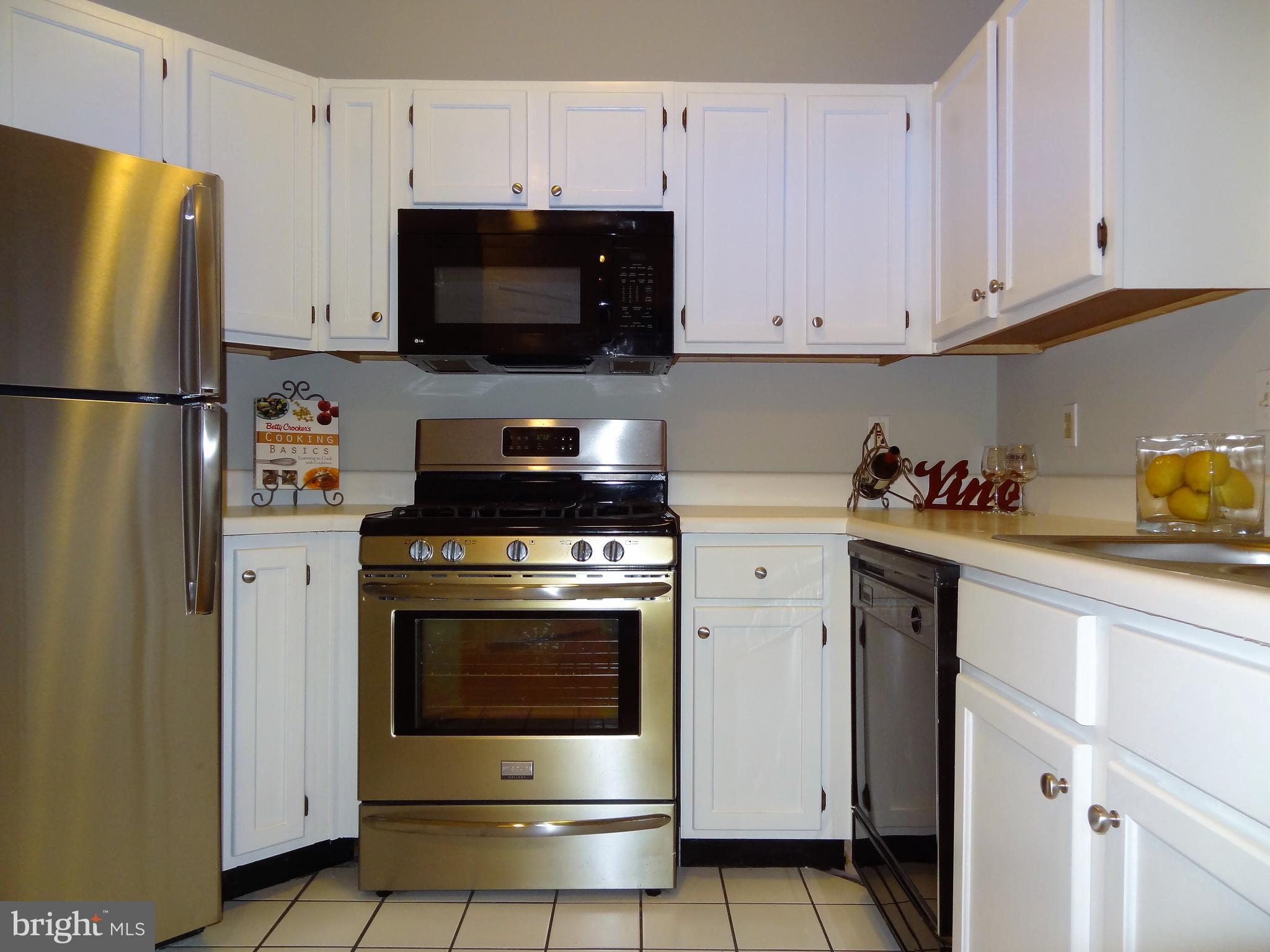 STONECROFT CONDO - Residential