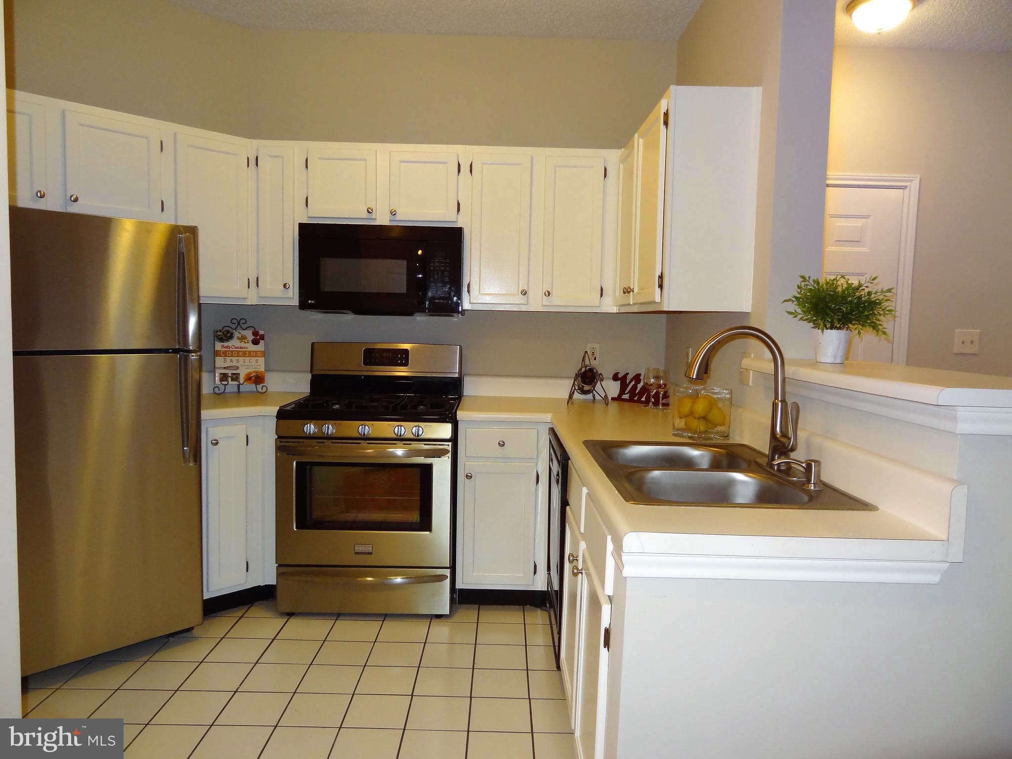 STONECROFT CONDO - Residential