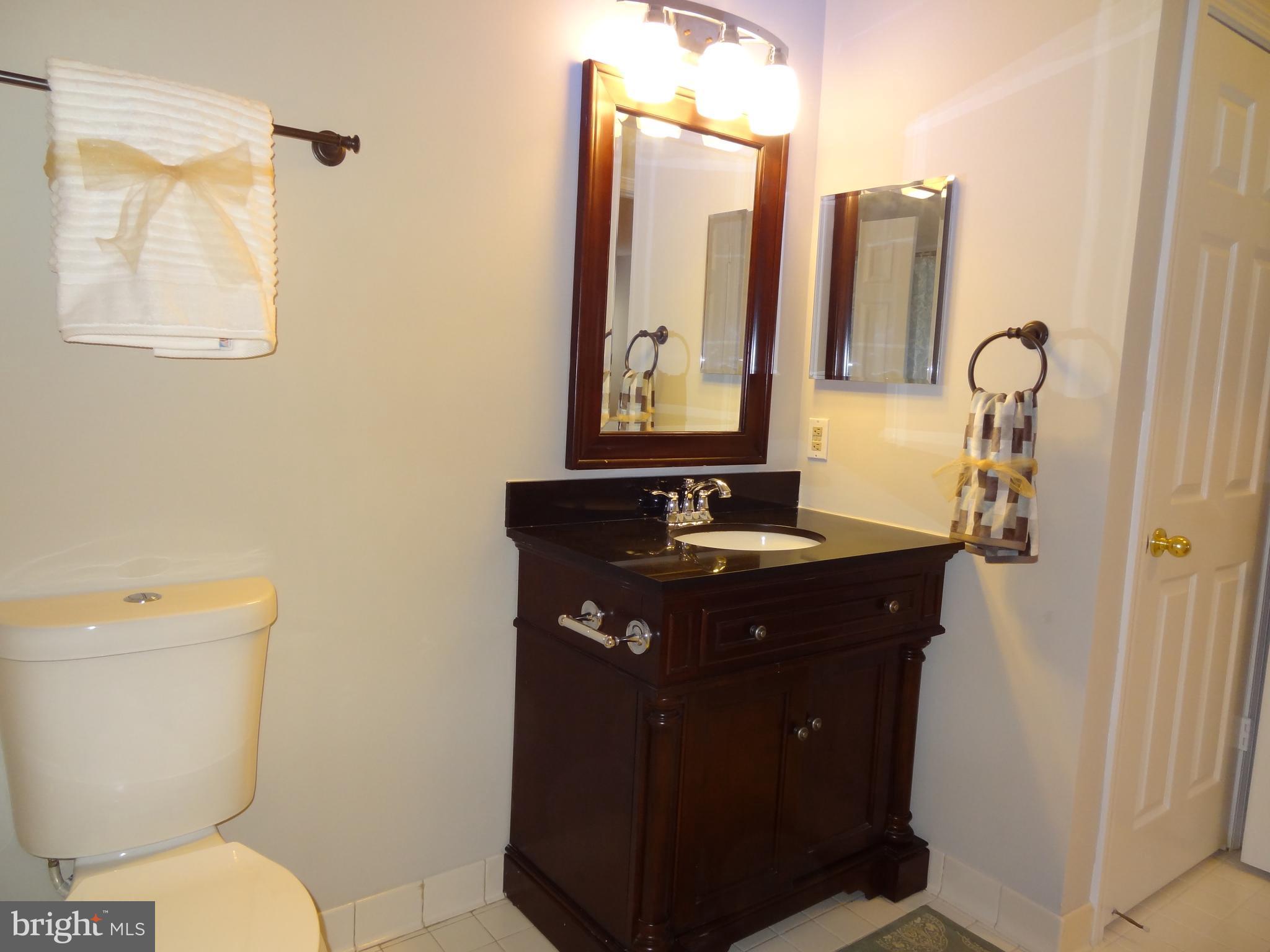 STONECROFT CONDO - Residential