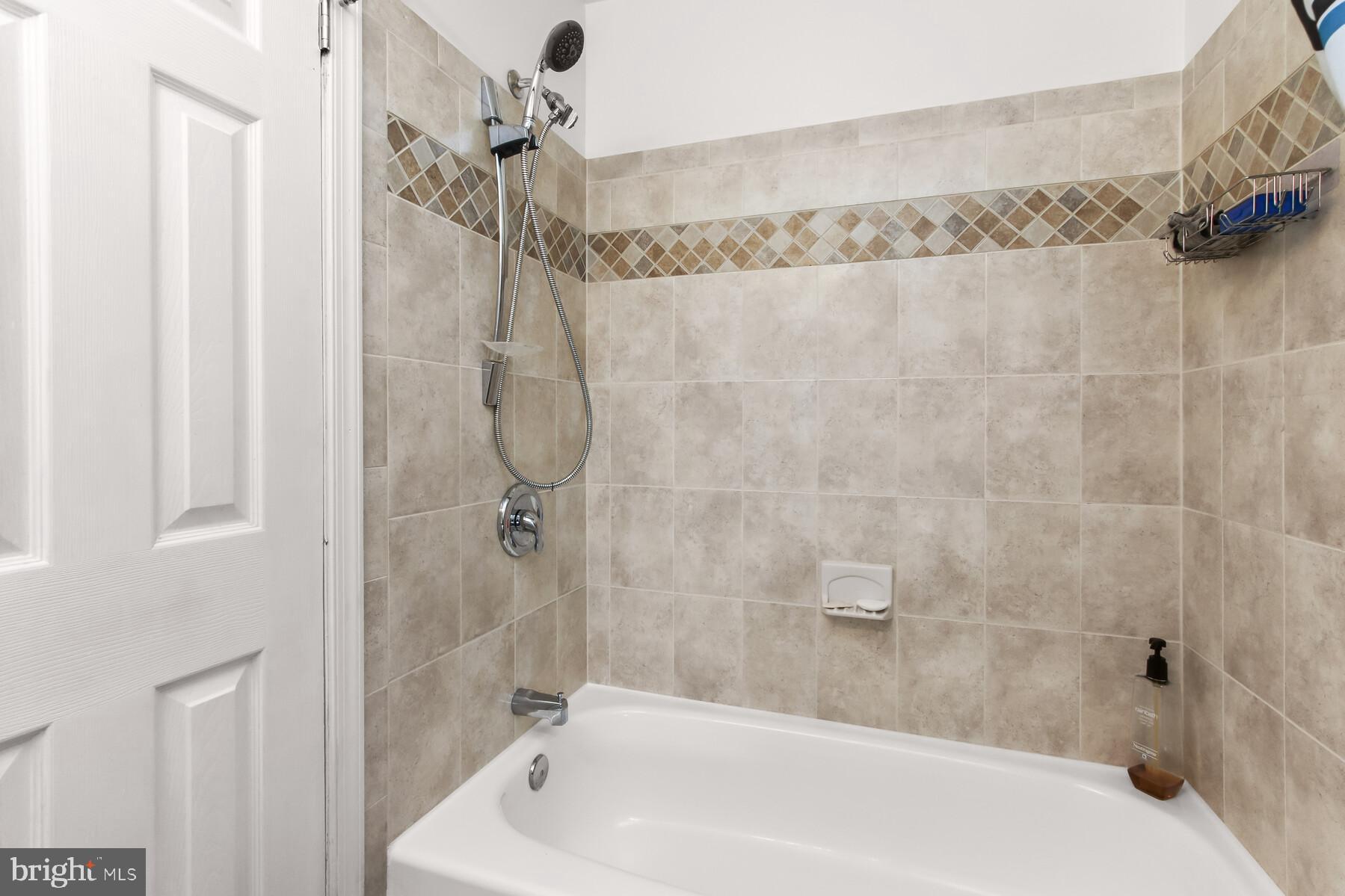 MONTPELIER WEST-PLAT 3> - Residential