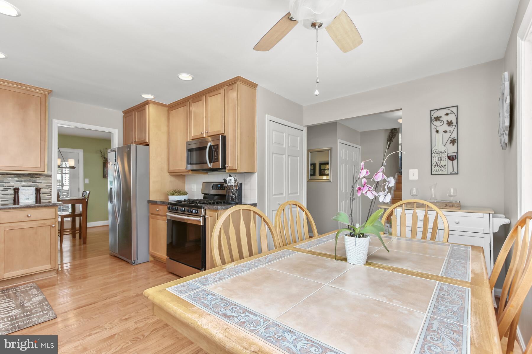 MONTPELIER WEST-PLAT 3> - Residential