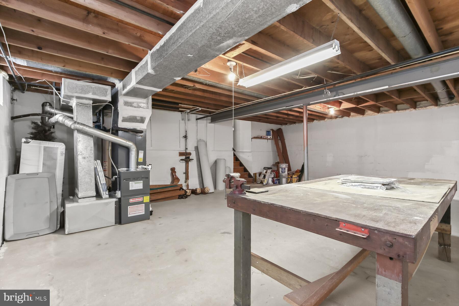 MONTPELIER WEST-PLAT 3> - Residential