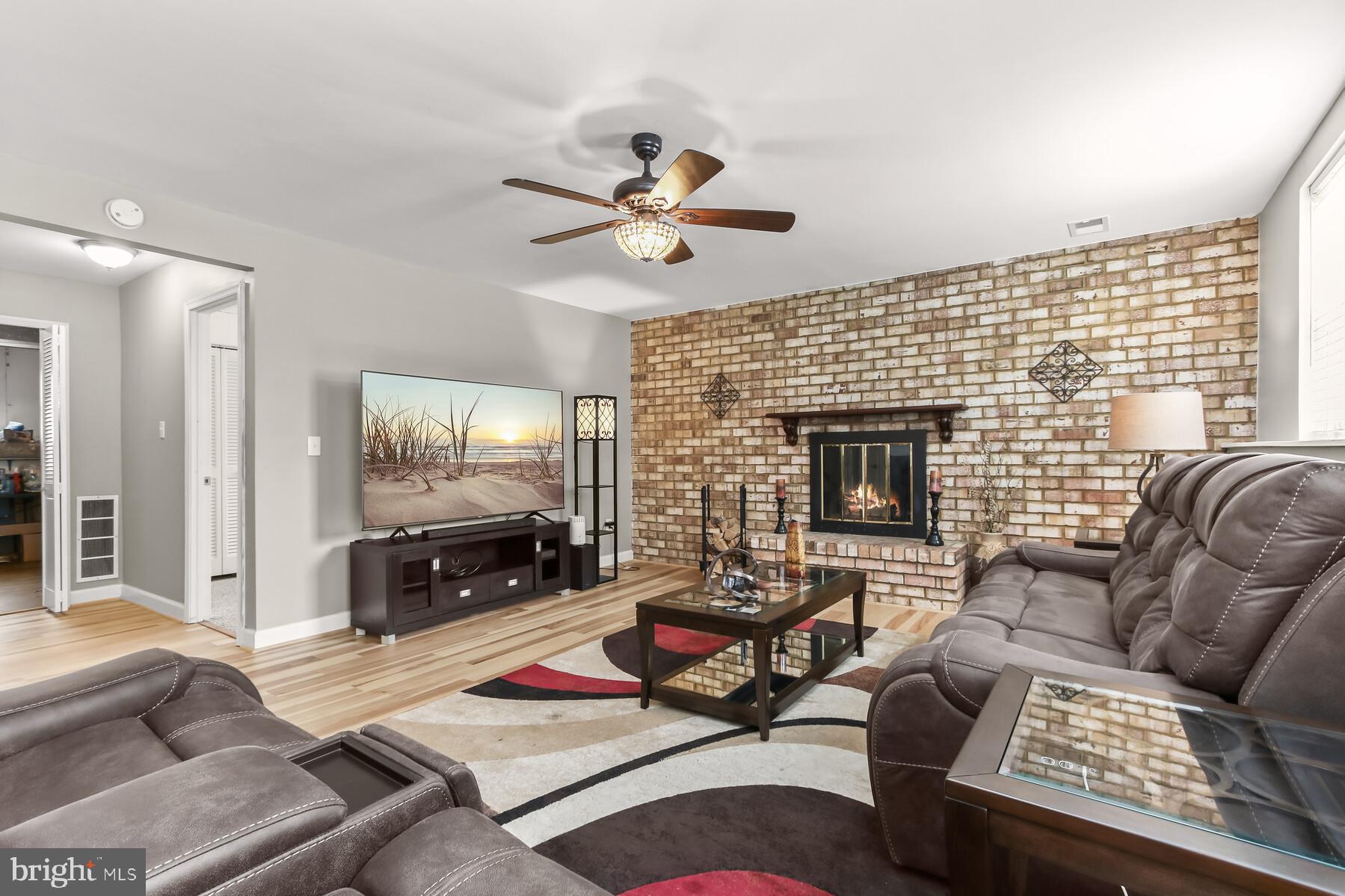 MONTPELIER WEST-PLAT 3> - Residential