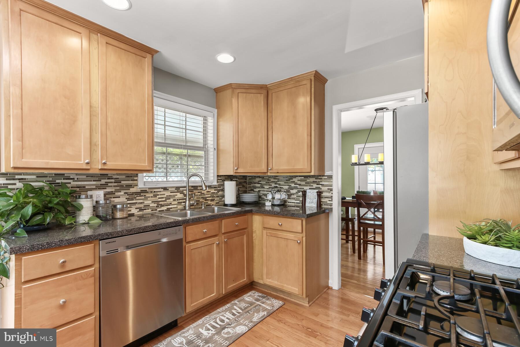 MONTPELIER WEST-PLAT 3> - Residential