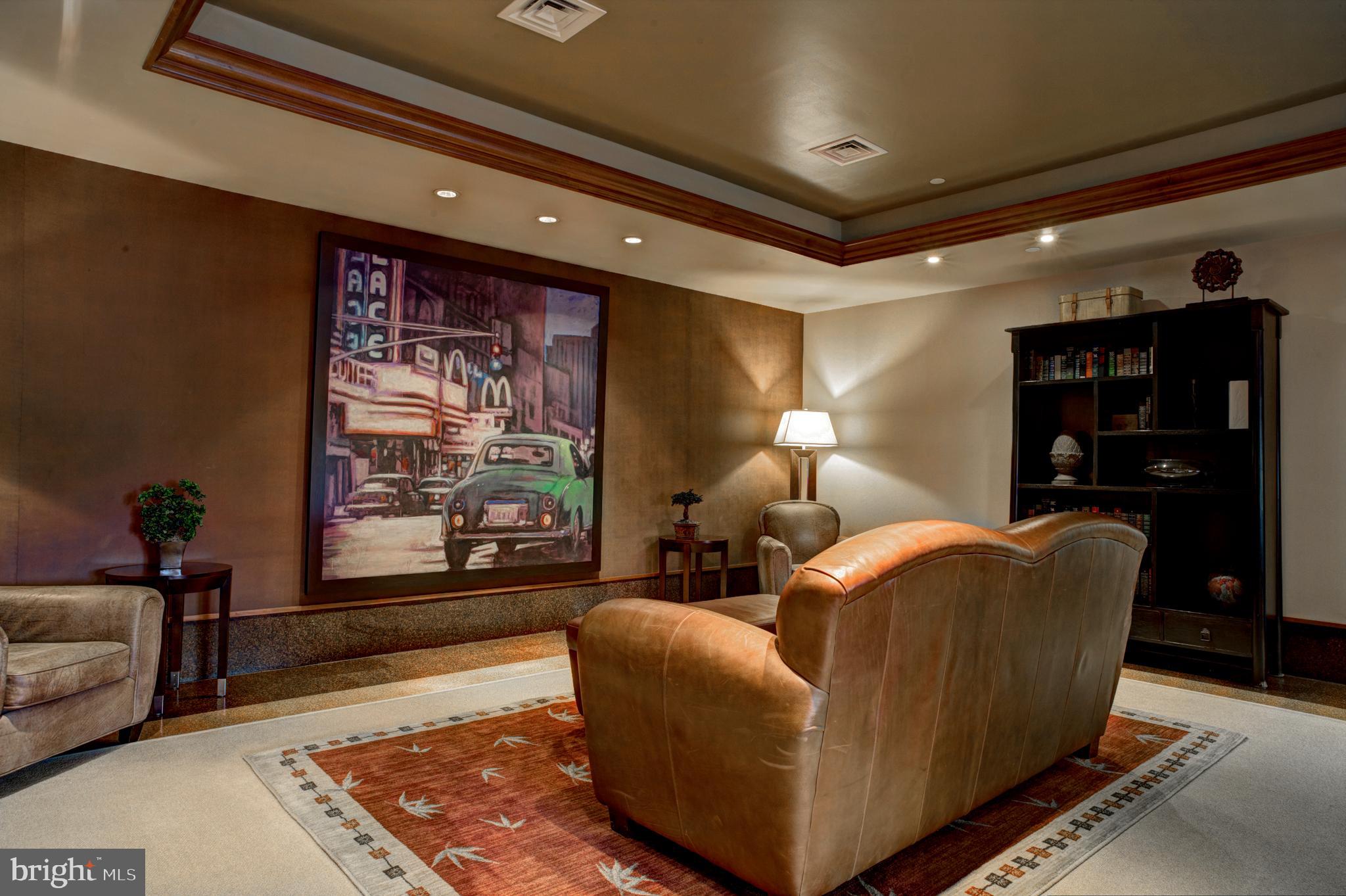 CARLTON HOUSE - Residential Lease