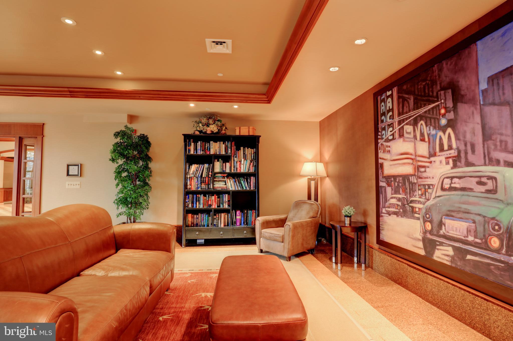 CARLTON HOUSE - Residential Lease