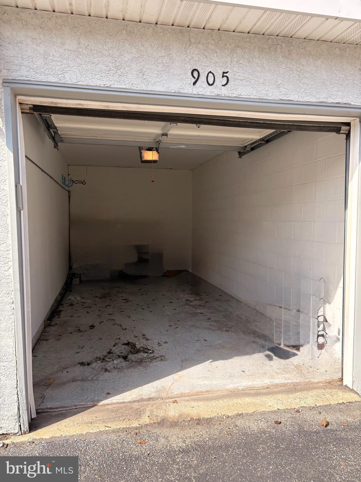 MEWS AT VALLEY FOR - Residential Lease