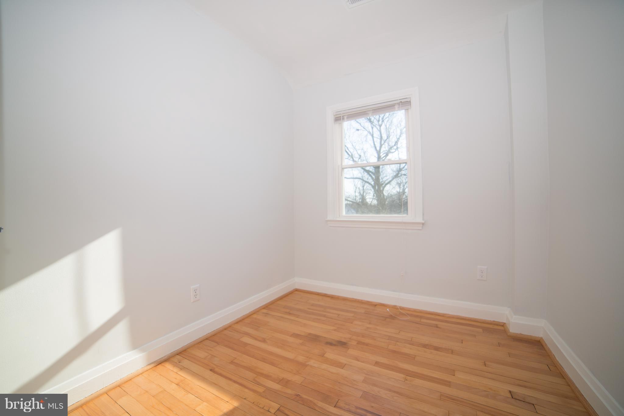 RIDGELEIGH - Residential Lease