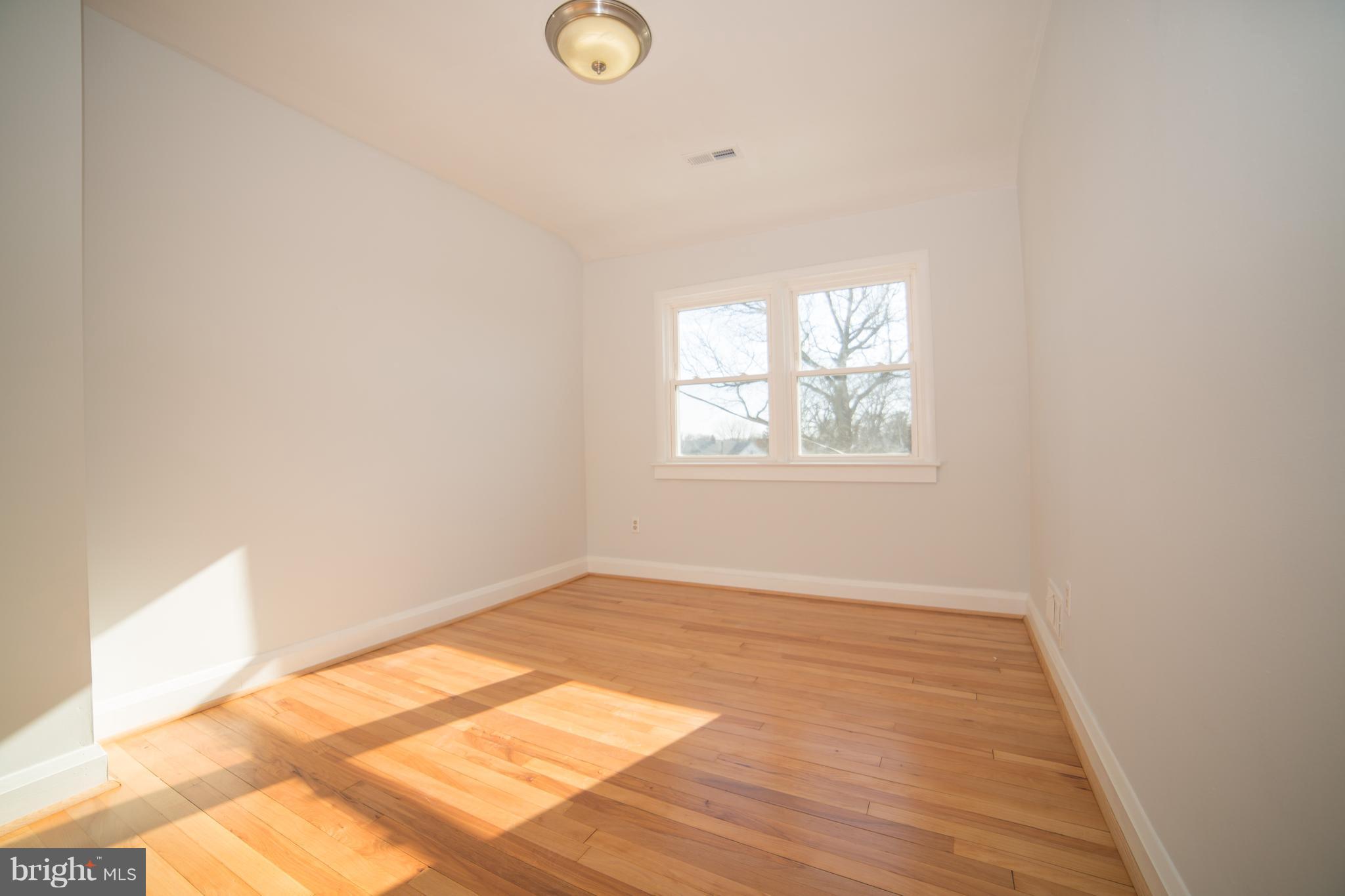 RIDGELEIGH - Residential Lease