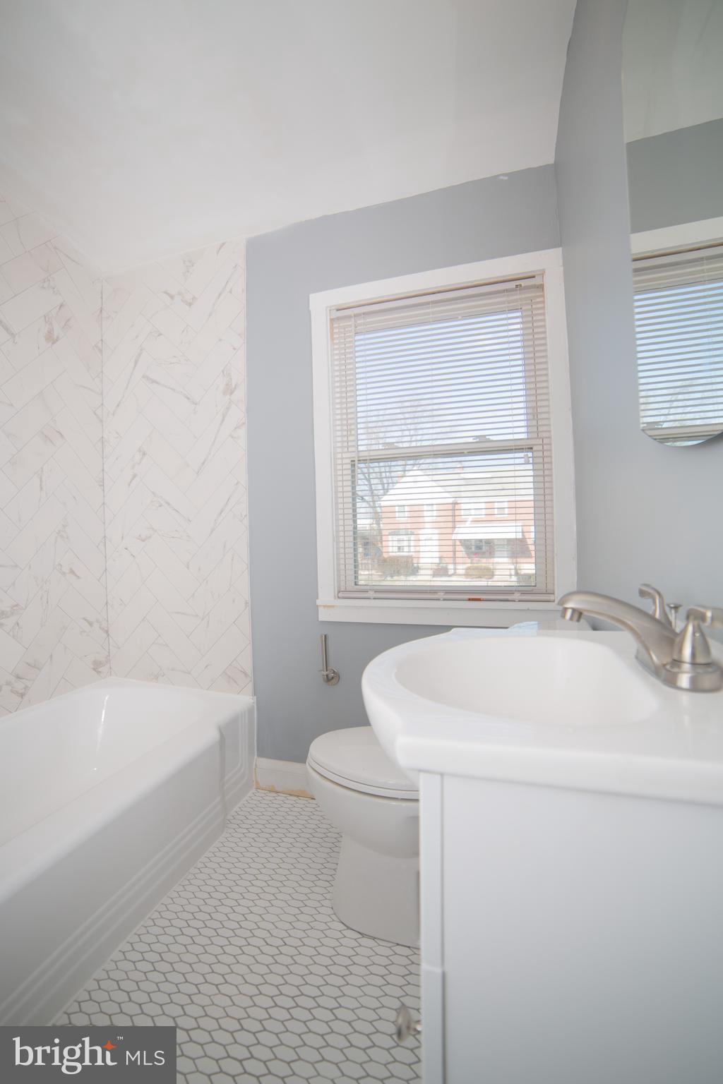 RIDGELEIGH - Residential Lease