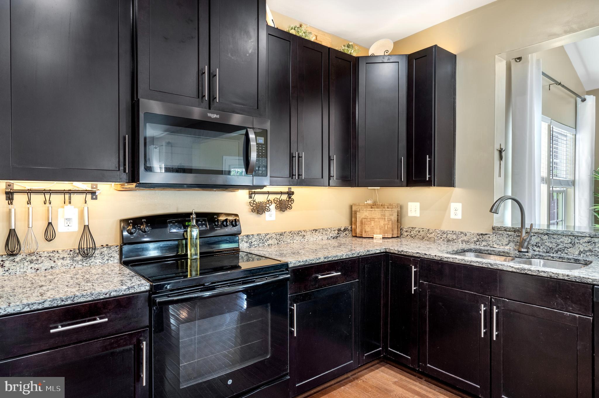 BROOKFIELD ON THE POTOMAC - Residential