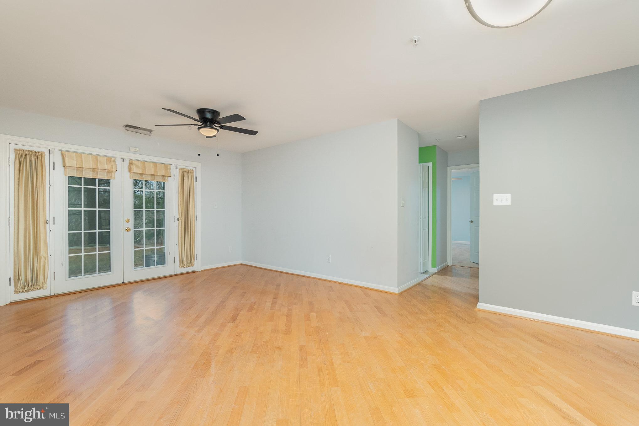 TAYLOR RIDGE CONDOMINIUMS - Residential Lease