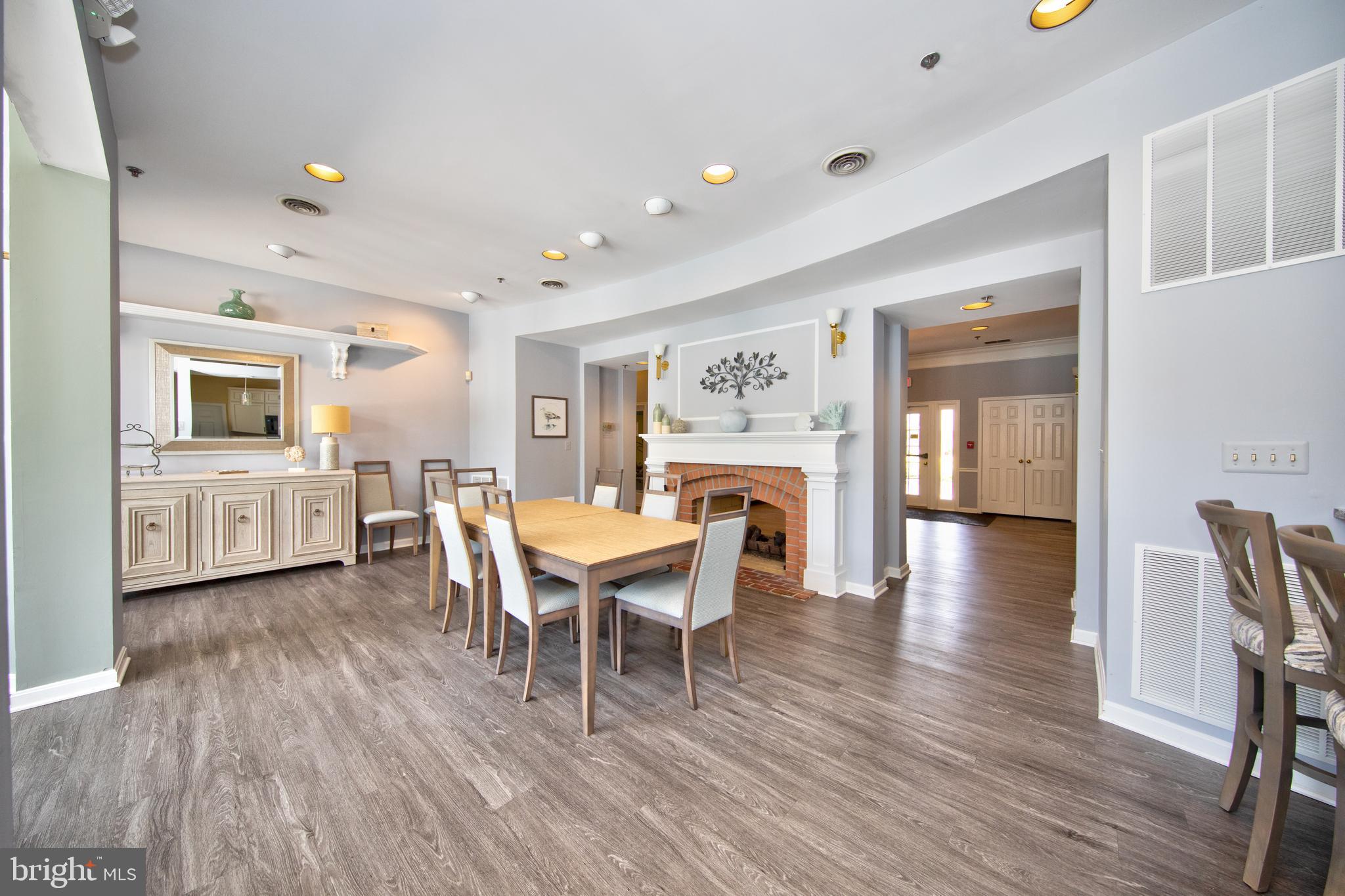 TAYLOR RIDGE CONDOMINIUMS - Residential Lease