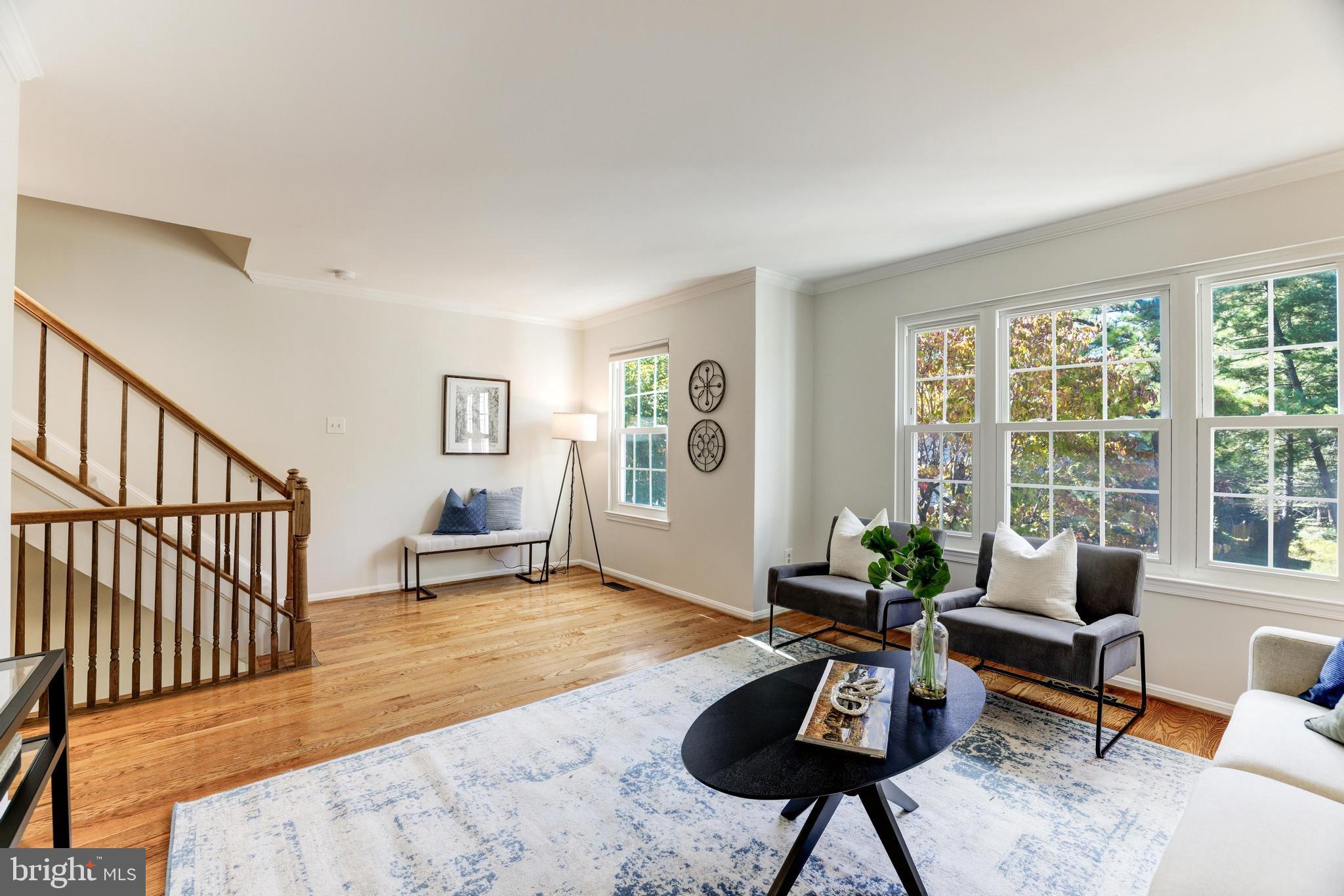 LONGMEAD - Residential