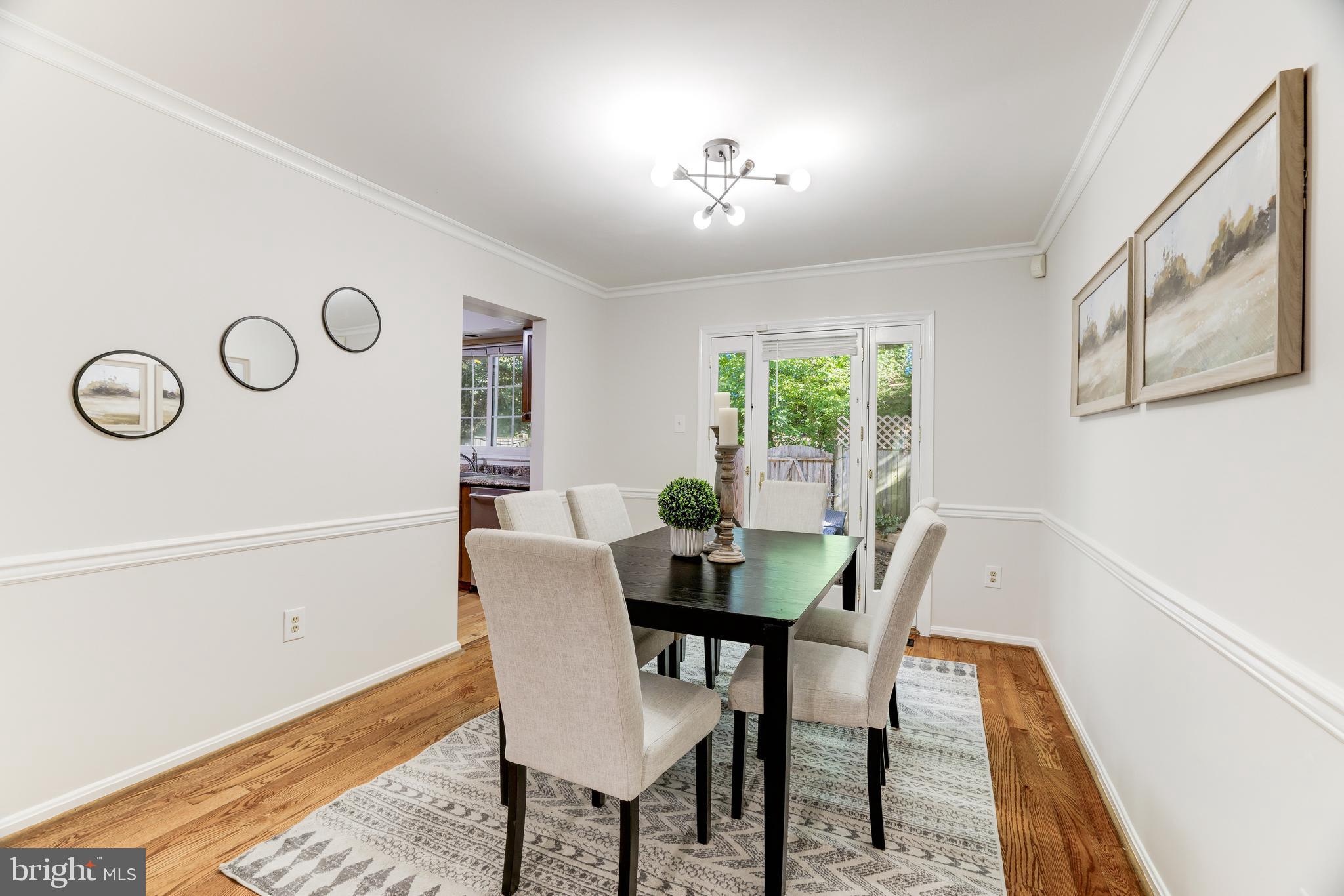 LONGMEAD - Residential