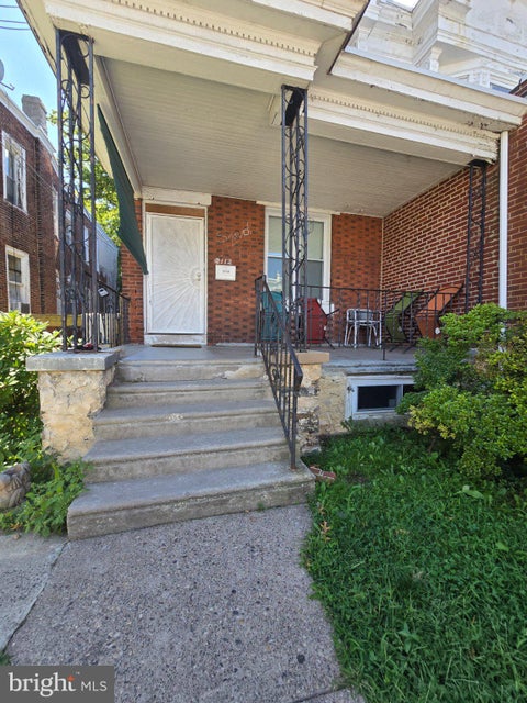 Townhouse For Sale - 2112 E Chelten Ave<br/> Philadelphia County, PHILADELPHIA, PA 19138