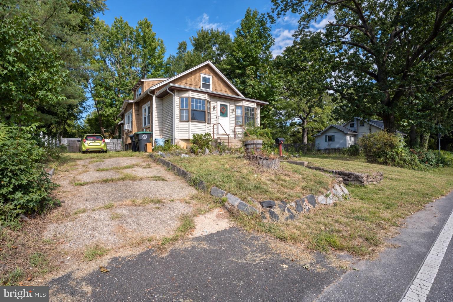 213 BERLIN ROAD N