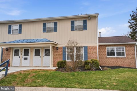 24 KEARNEY DRIVE NORTH WALES PA 19454